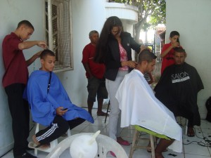 Cortes de cabelo gratuitos
