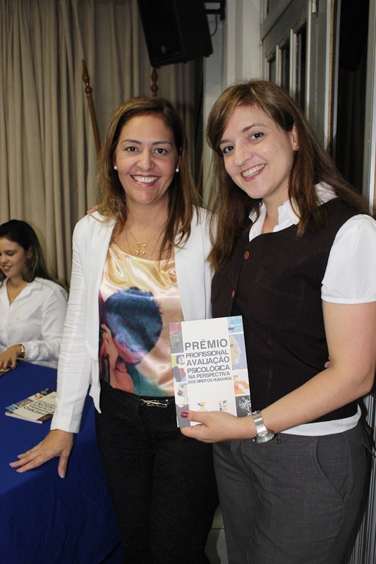 entrega_livros3_rh