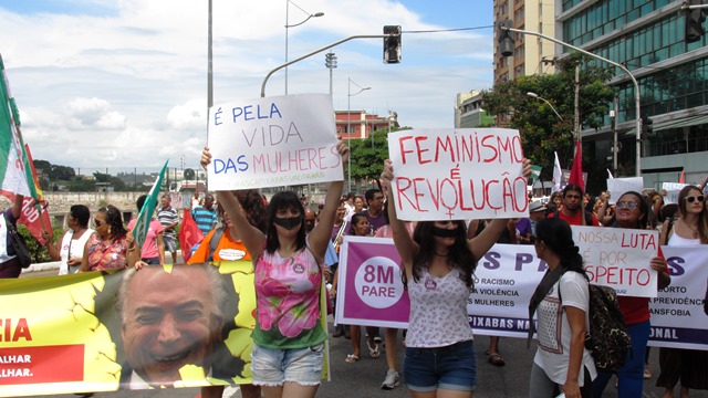 protesto_cartaz